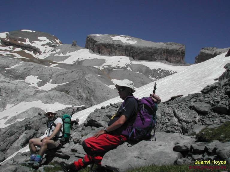 77/123 - 20030622_097_ICANTARI36_Ordesa   (768x576, 98kB)